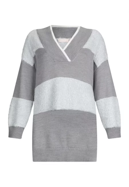 Пуловер с вълна с дълбок шпиц - Сив