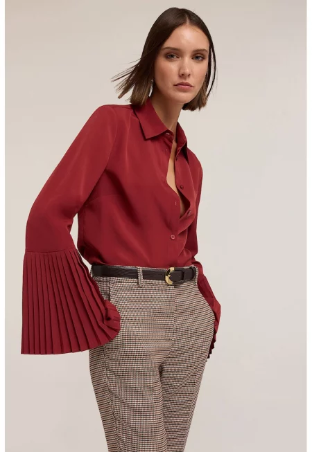 Риза с разкроени и плисирани ръкави - Червен