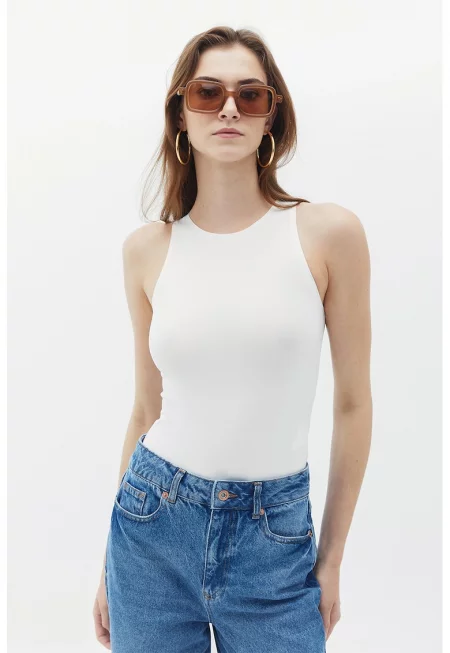 Слим боди без ръкави - Бял