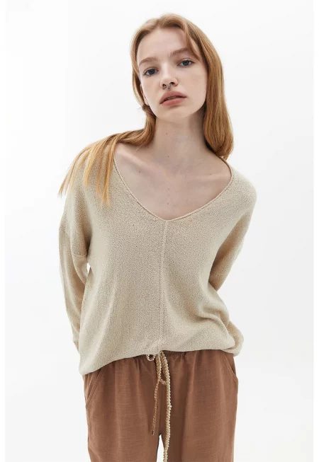 Свободен шпиц пуловер