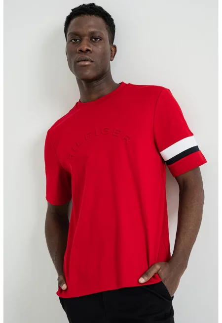 Тениска с бродирано лого - Аленочервен