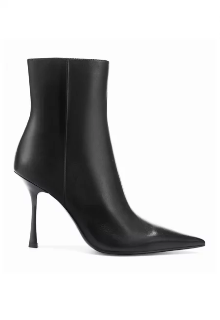 Заострени боти с котешки ток - Черен