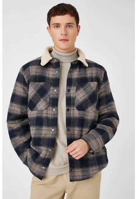 Карирано яке тип риза с капси