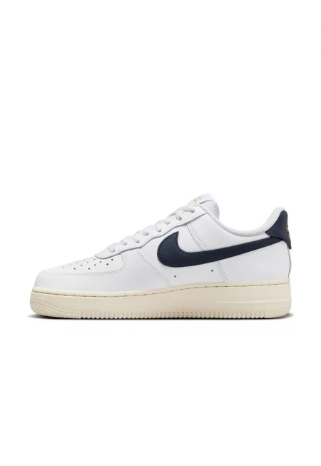 Мъжки спортни обувки -  W Air Force 1 '07 Flyease Oly - бели