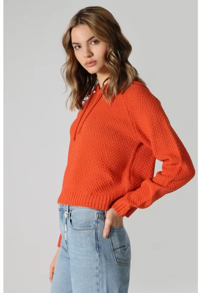 Пуловер с качулка и релеф