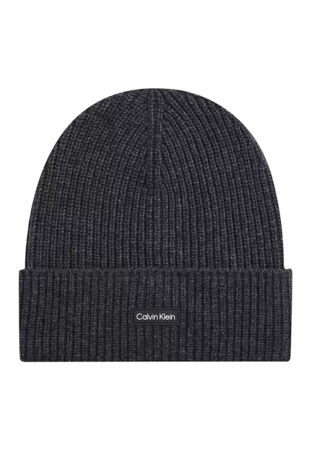 Рипсена шапка с вълна