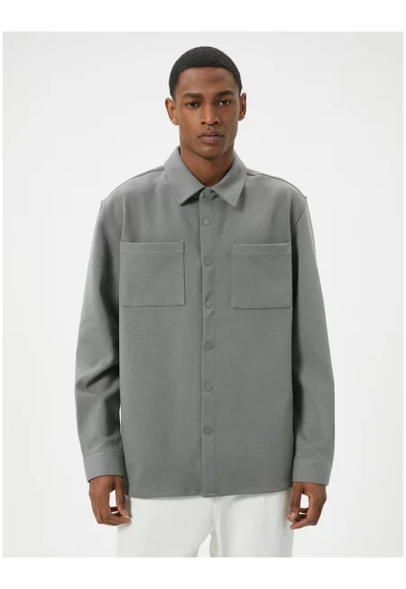 Риза с капса и джобове на гърдите