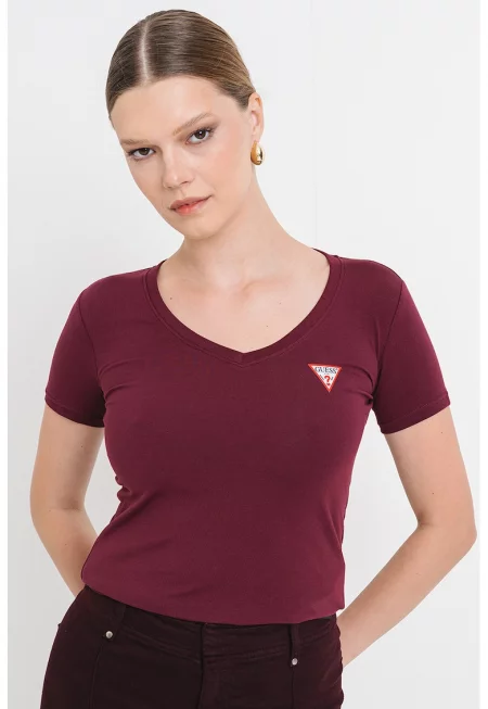 Слим тениска с шпиц