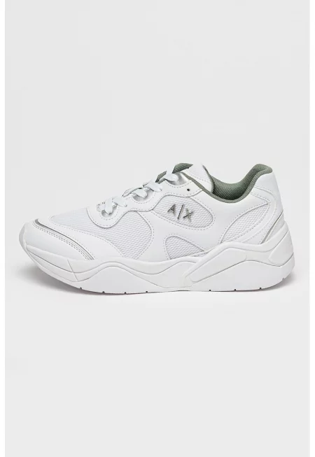 Спортни обувки с мрежести зони и връзки - Бял/Сребрист