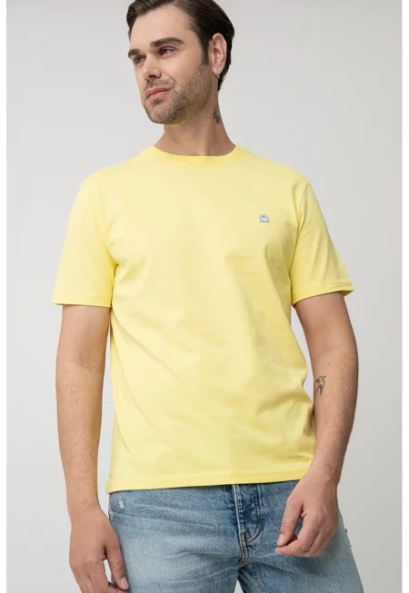 Стандартна тениска с овално деколте