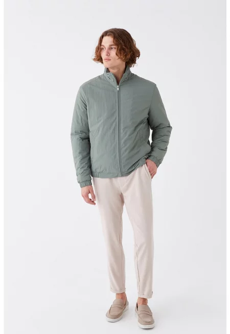 Яке със скосени джобове