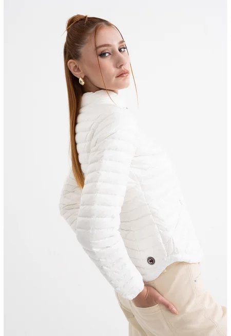 Зимно яке с пухена вата и олекотен дизайн