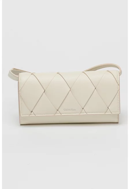 Чанта през рамо от еко кожа със сплетен ефект - Крем