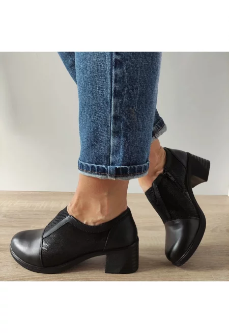 Елегантни дамски обувки  Черен