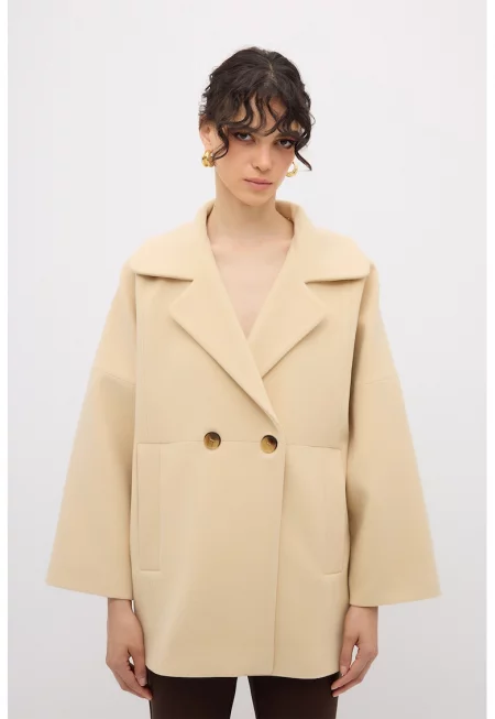 Късо свободно палто