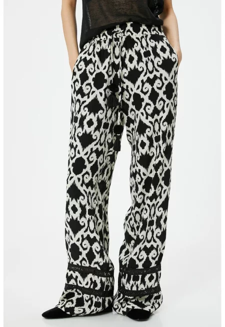 Панталон с принт и връзка - Слонова кост/Черен
