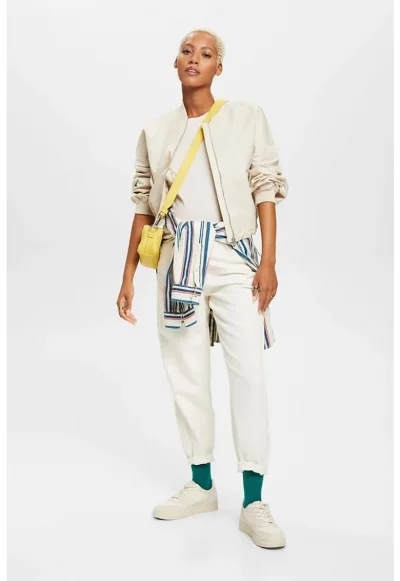 Пуловер с лен с 3/4 ръкави