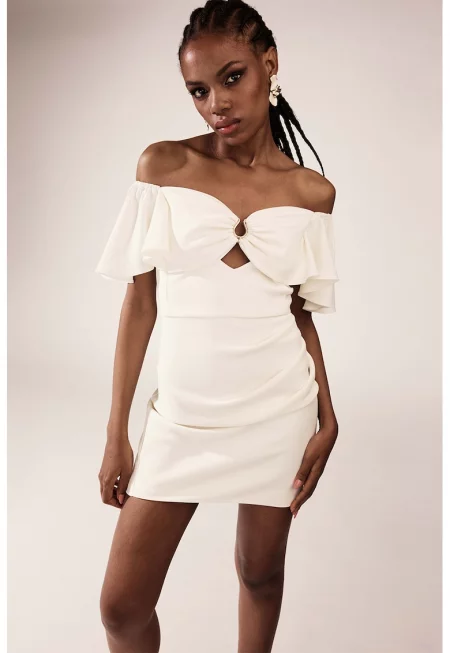 Рокля с голи рамене и отвор отпред - Слонова кост