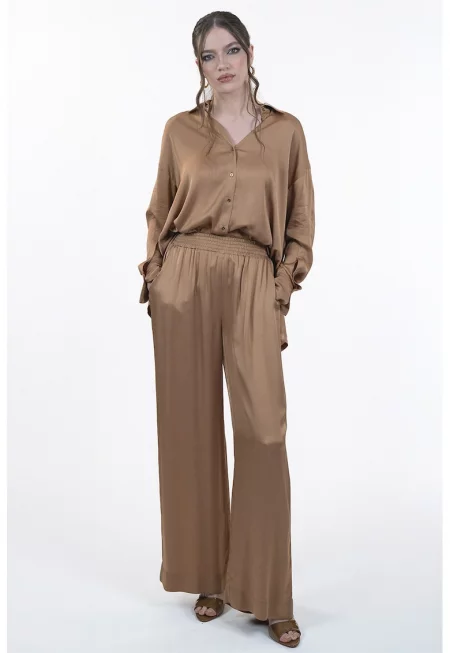 Широк панталон със странични джобове