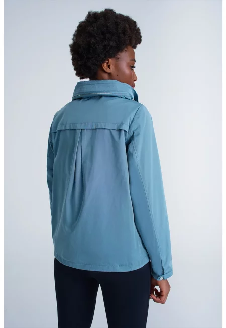 Яке със скрита качулка