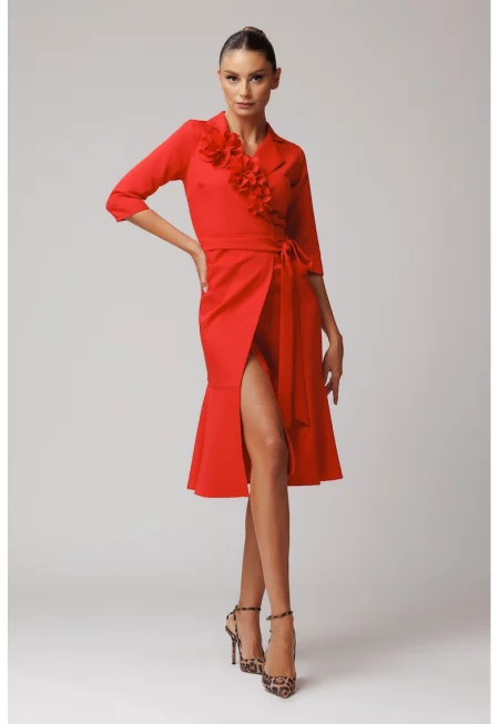 Застъпена рокля с шпиц - Аленочервен