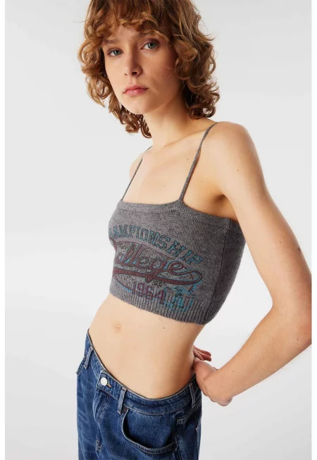 Къс слим топ