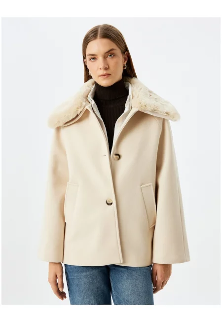 Късо свободно палто - Крем