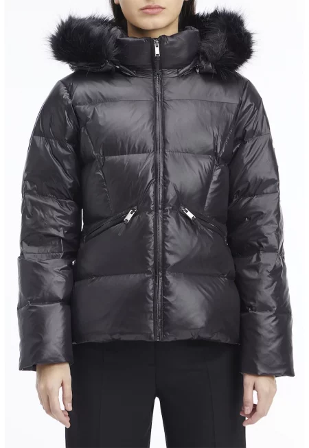 Пухено зимно яке със скосени джобове - Черен