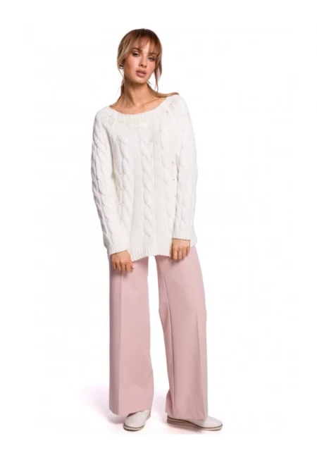 Пуловер в цвят екрю