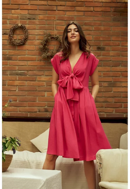 Рокля с лен Clarisse с панделка отпред - Фуксия