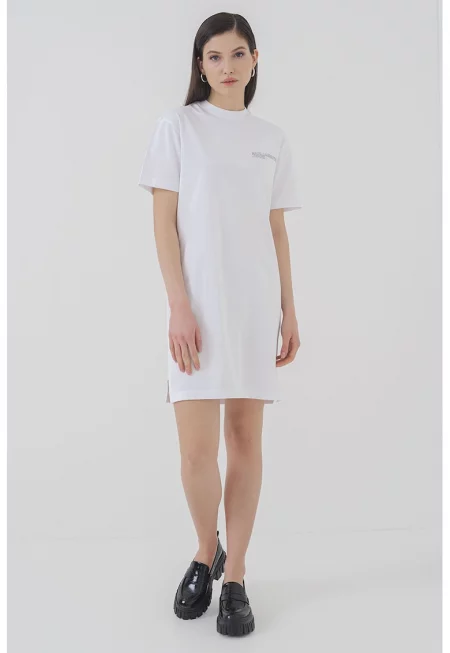 Рокля-тениска с лого