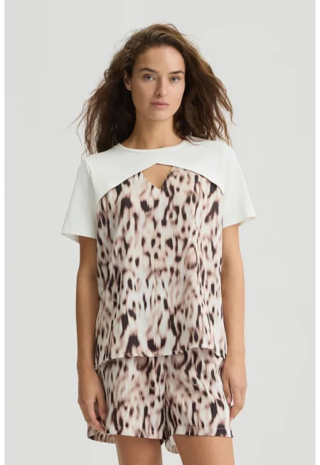 Сатинирана тениска със застъпен детайл - Кафяв