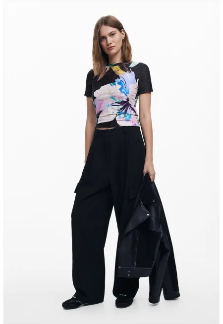 Слим флорална тениска