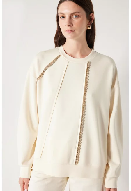 Суитшърт с паднали ръкави и декоративни камъни - Златист/Крем