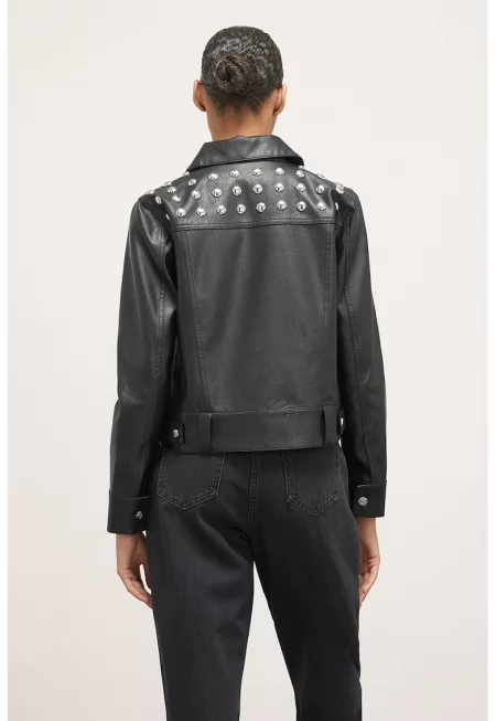 Яке от еко кожа с нитове