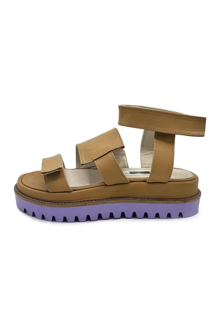 Кожени сандали с велкро - Карамел