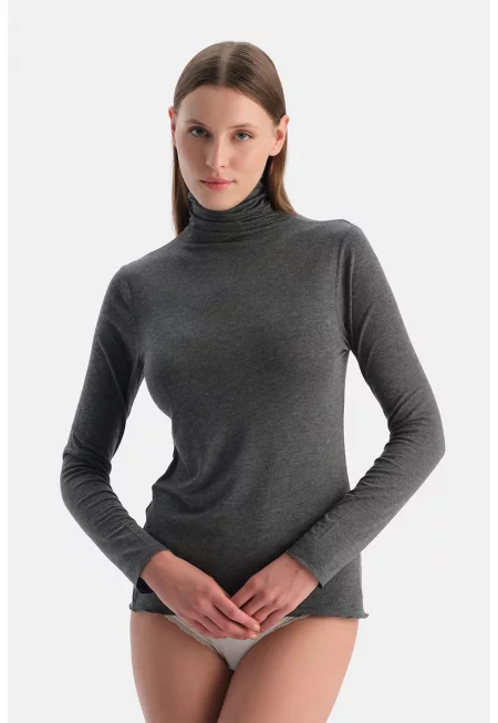 Пижамена блуза с модал с висока яка