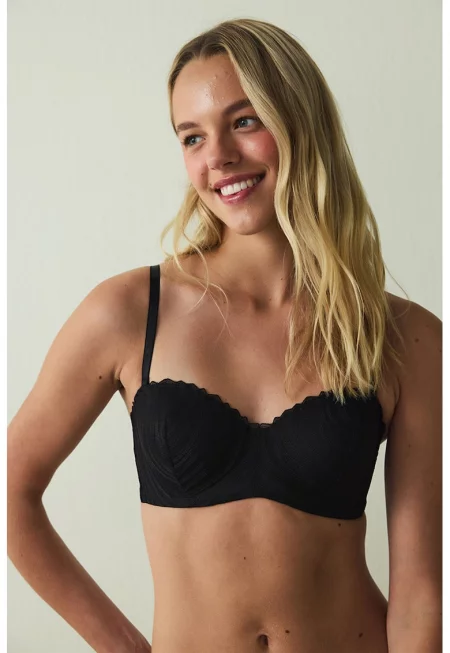 Сутиен с цяла чашка - Черен