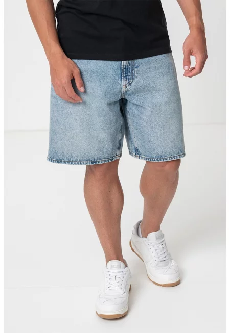 Свободни бермуди от деним - Светлосин