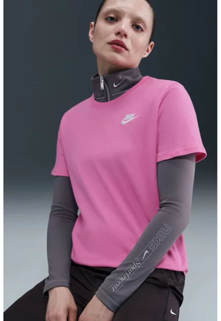 Тениска Sportswear Club Essentials с овално деколте