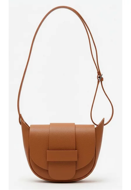 Естествена кожена чанта за рамо  модел messenger - бежова - 16x18x8cm