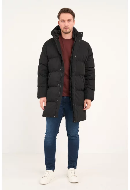 Капитонирано зимно яке с качулка - Черен