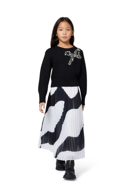 Памучен пуловер с овално деколте - Черен