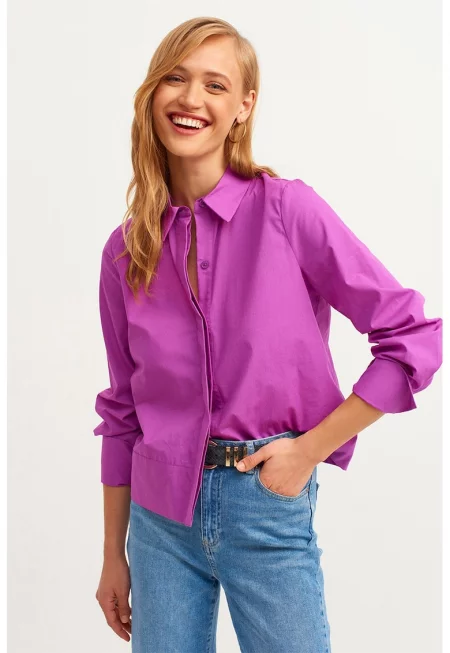 Памучна риза със скрито закопчаване