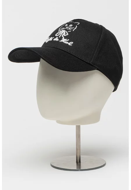 Памучна шапка с бродерия - Черен