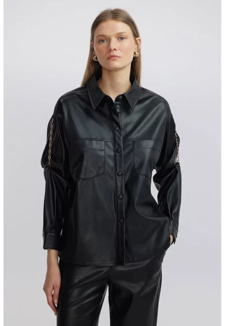 Риза от еко кожа с 2 джоба на гърдите - Черен