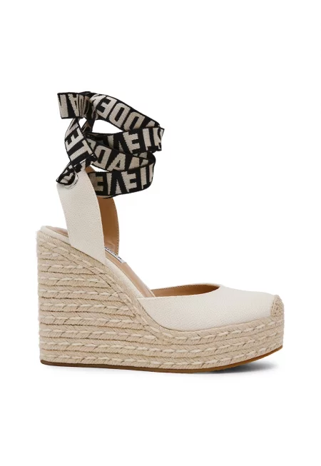 Скосени сандали Dafina - Слонова кост/Черен