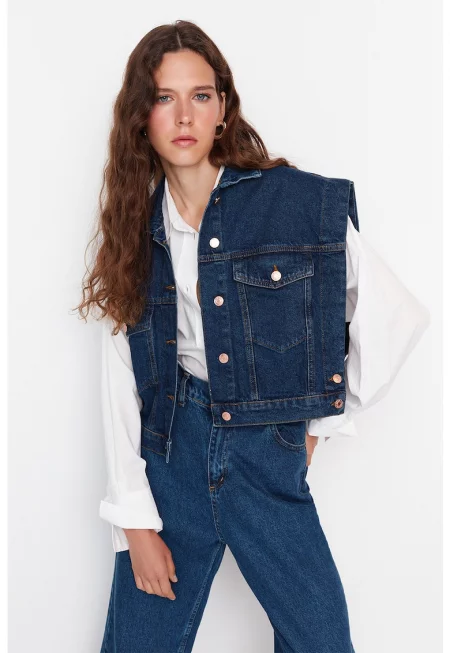 Уголемен дънков елек