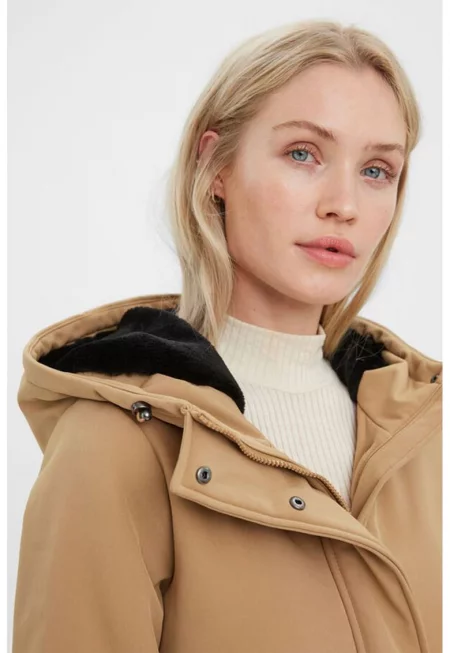 Яке с качулка и джобове с цип - Светлокафяв