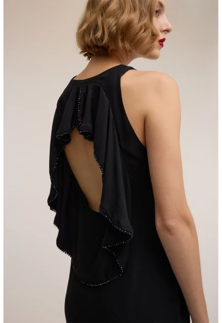 Дълга рокля без ръкави с отвор на гърба